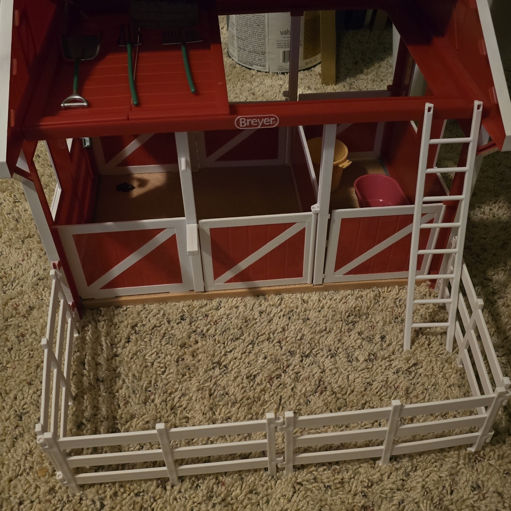 Breyer Red and White Kids Toy Barn